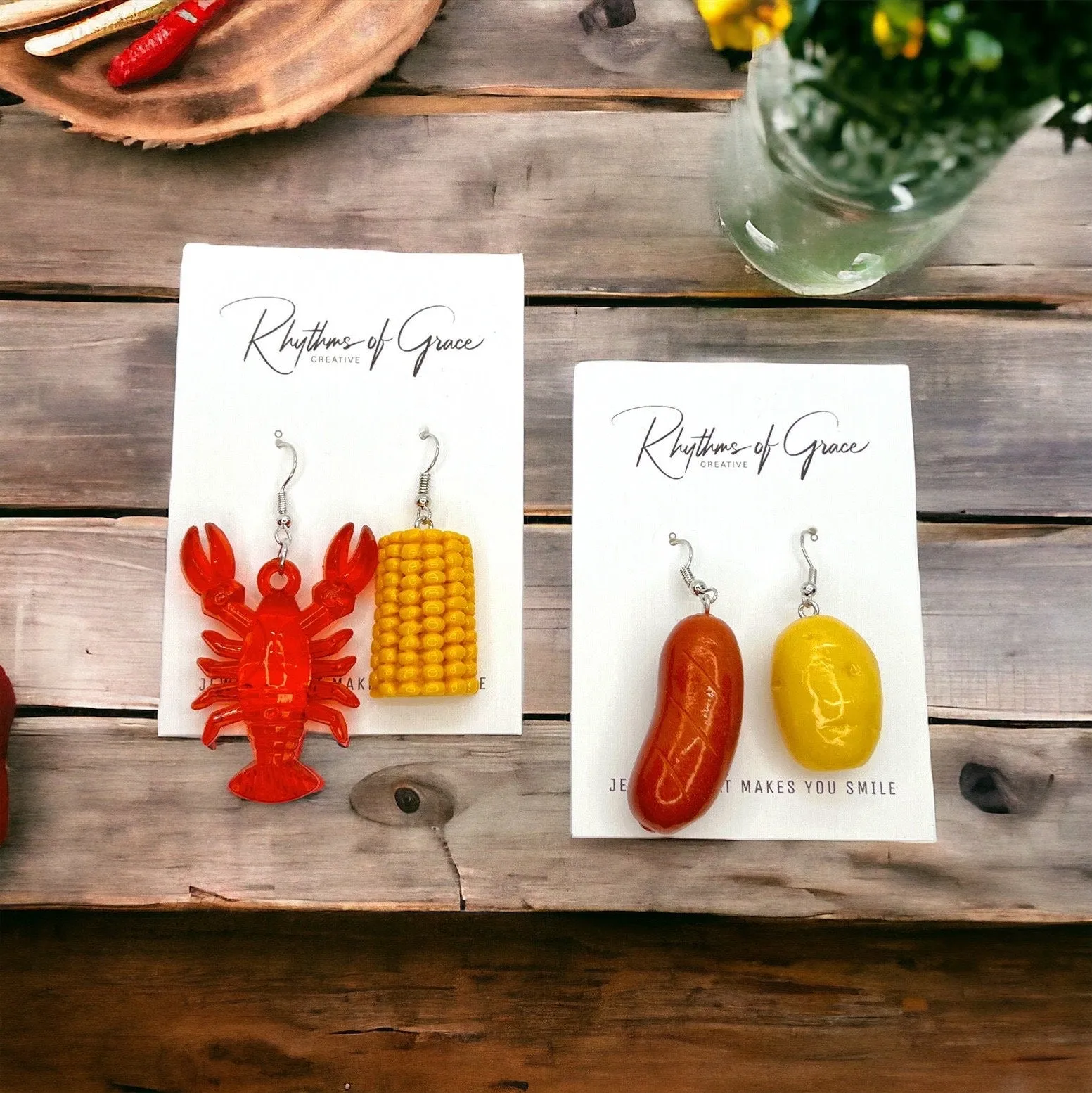 Crawfish Boil Earrings - Crawfish Earrings, Mardi Gras, New Orleans, Lobster Earrings, Mardi Gras Accessories, Cajun Earrings, Crawdaddy