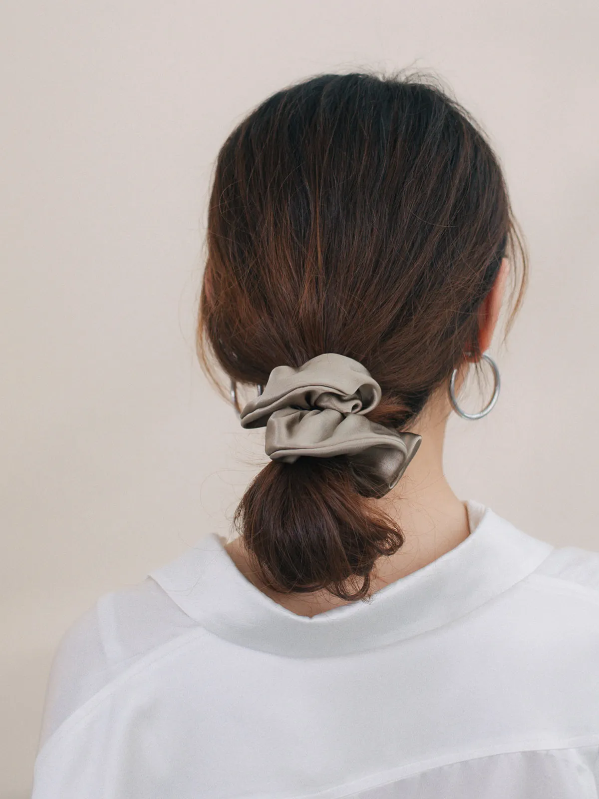 "Silken Hair" Silk Scrunchie Hair Tie - Metallic Taupe