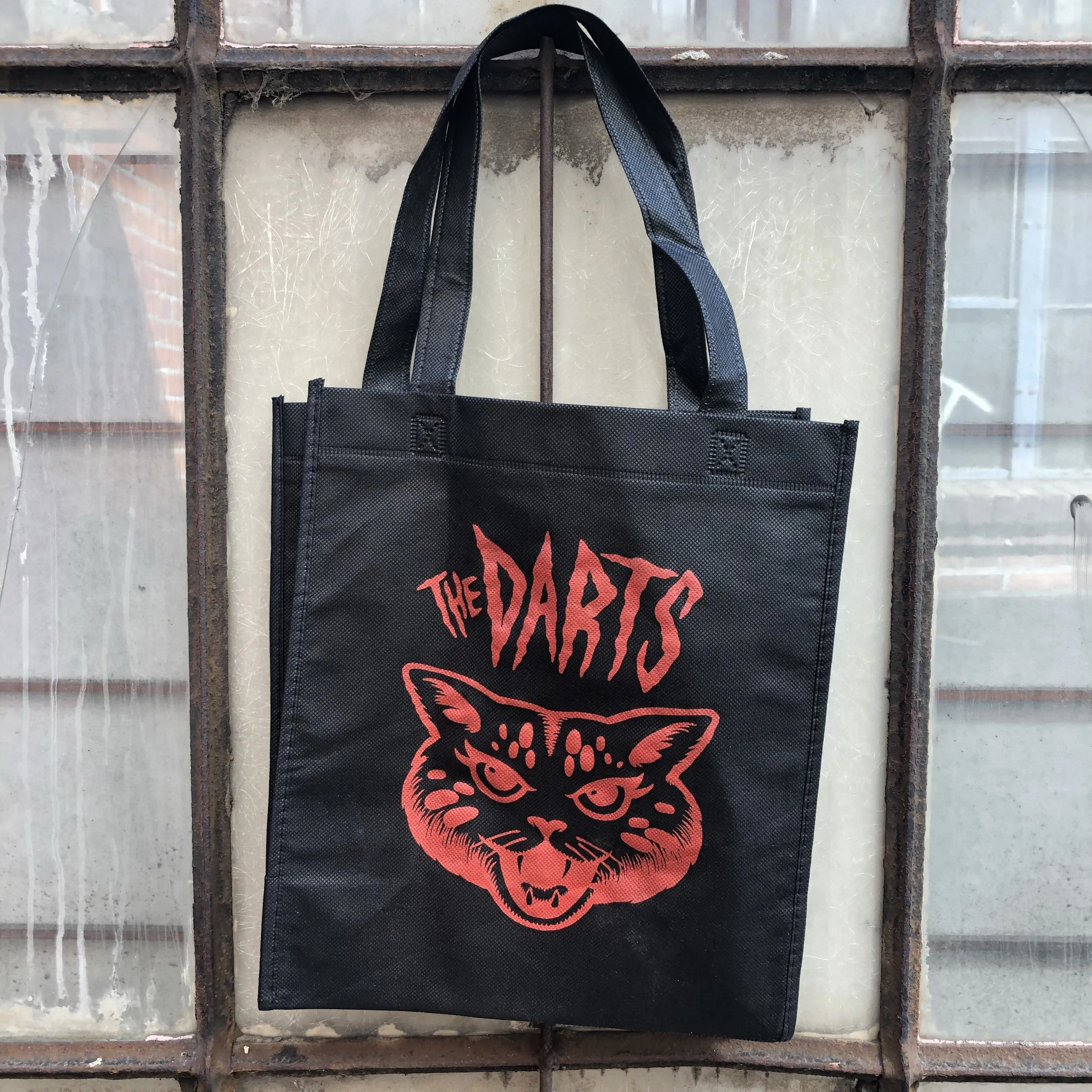 THE DARTS - Red Cat Tote Bag