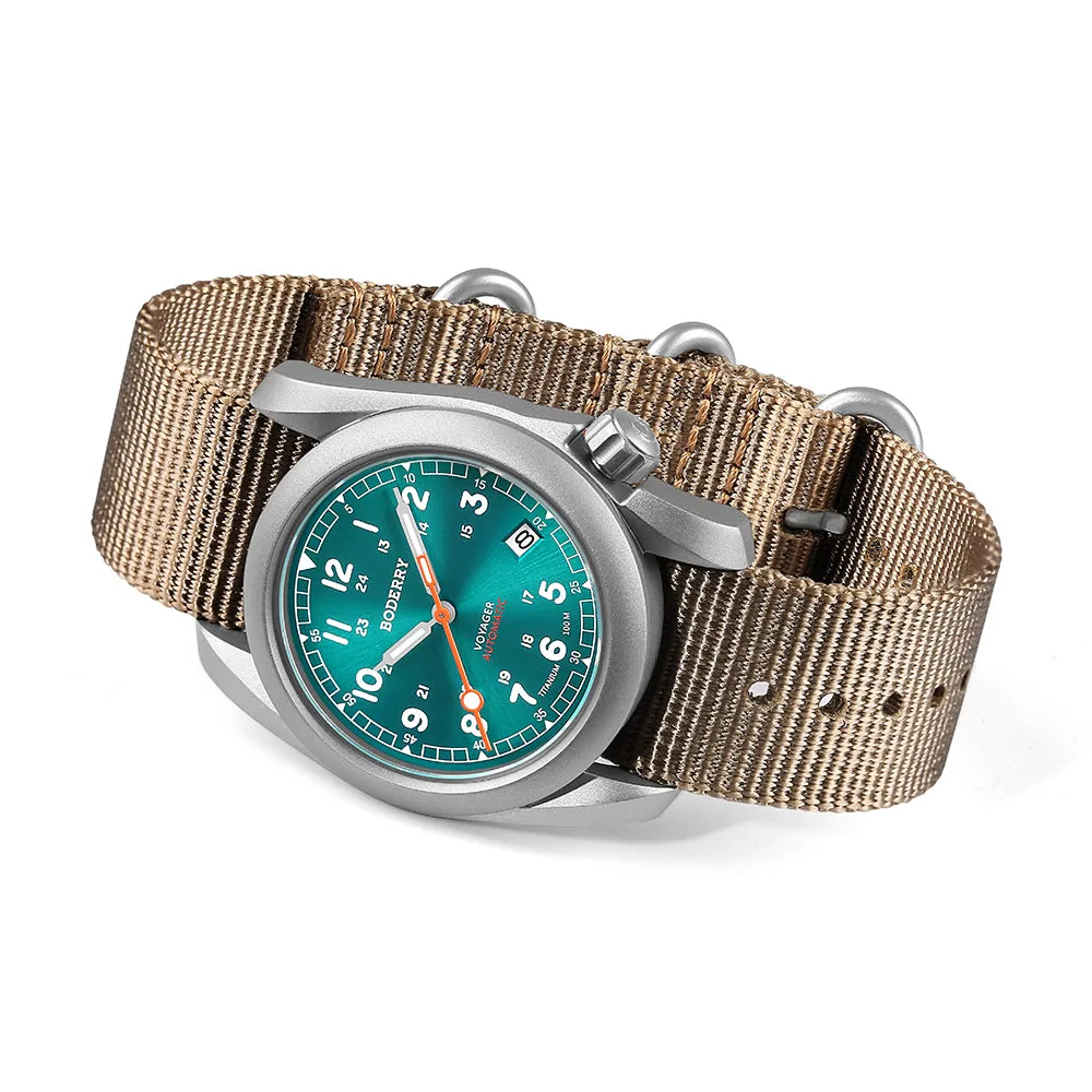 VOYAGER - 100M Waterproof Titanium Automatic Field Watch | Peacock Green-bracelet